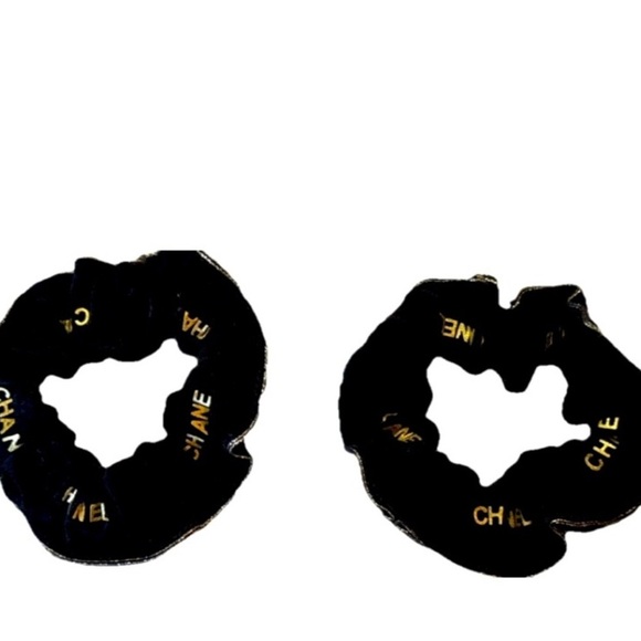 CHANEL Novelty Black & Gold w/Silver Hair Tie
Scrunchies. - Picture 3 of 3